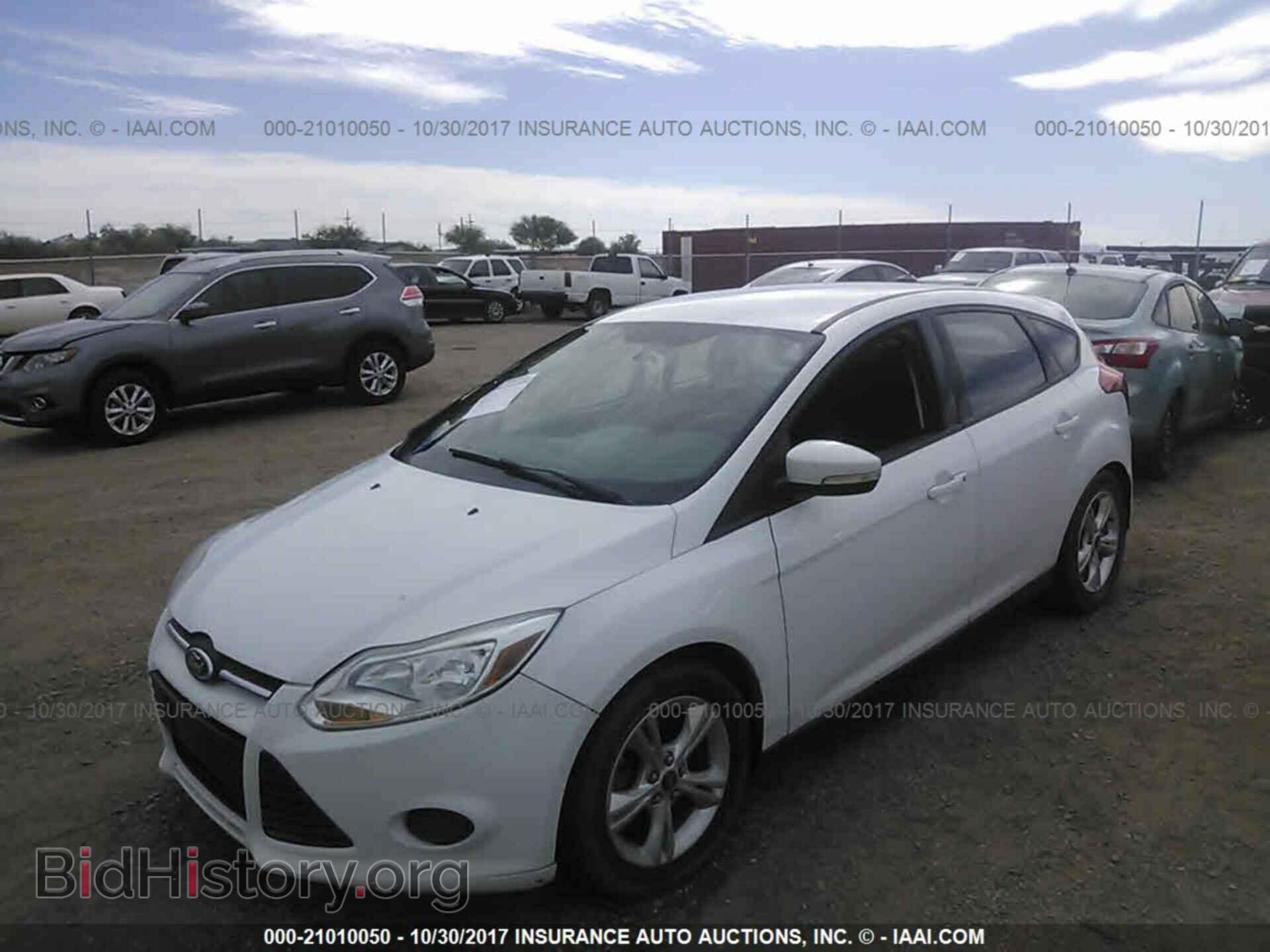 2014 Ford Focus - VIN: 1FADP3K2XEL231190 - Фото 2