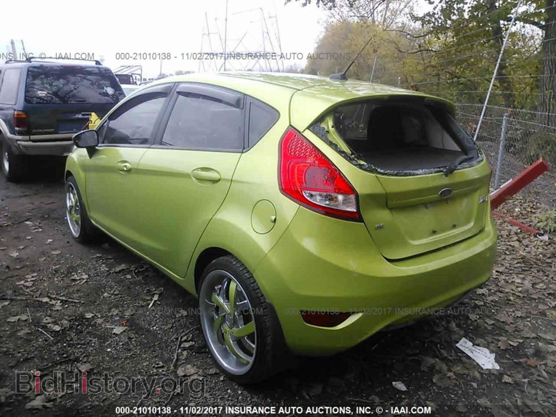 2011 Ford Fiesta - VIN: 3FADP4EJ2BM106011 - Фото 3