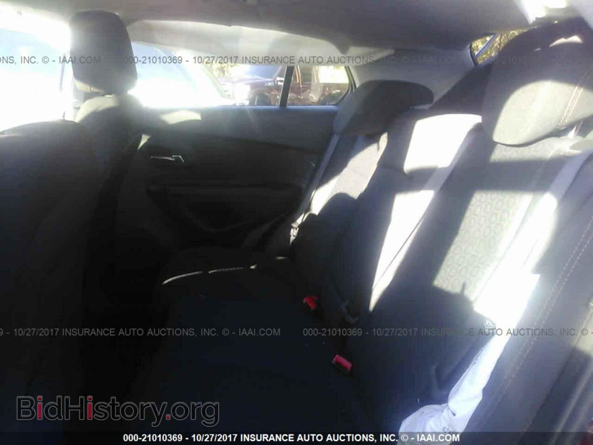2017 Chevrolet Trax - VIN: 3GNCJNSB3HL270528 - Photo 8