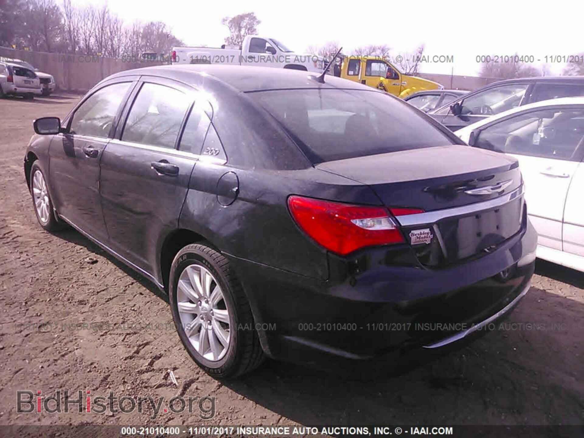 2013 Chrysler 200 - VIN: 1C3CCBBB9DN695381 - Photo 3