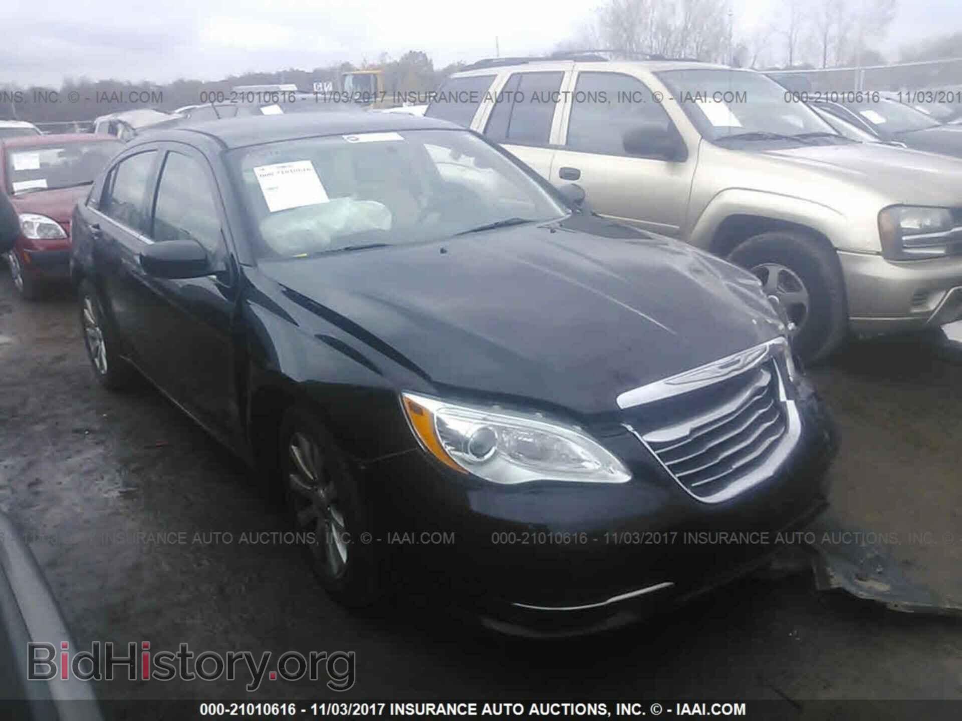 Photo 1C3CCBBG0DN528077 - Chrysler 200 2013
