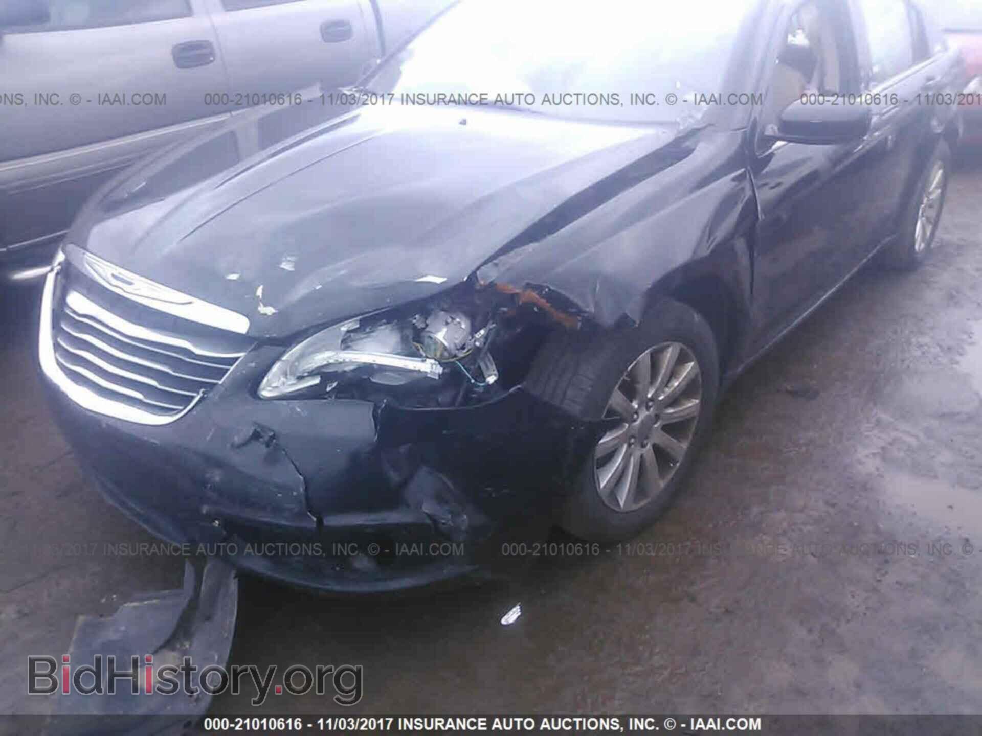 2013 Chrysler 200 - VIN: 1C3CCBBG0DN528077 - Фото 6