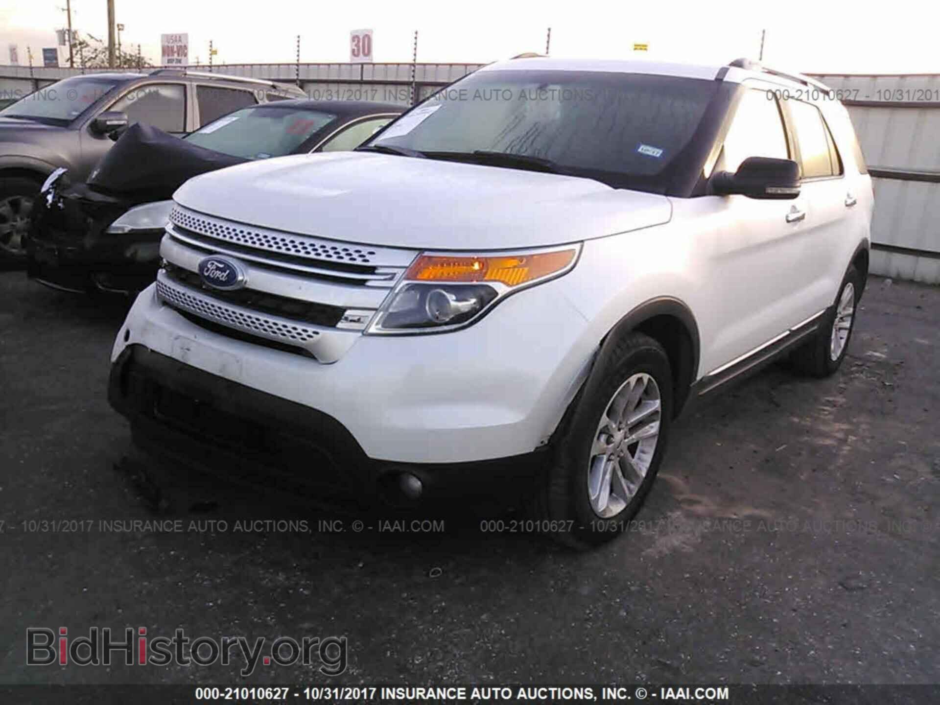 2012 Ford Explorer - VIN: 1FMHK7D84CGA82991 - Фото 2