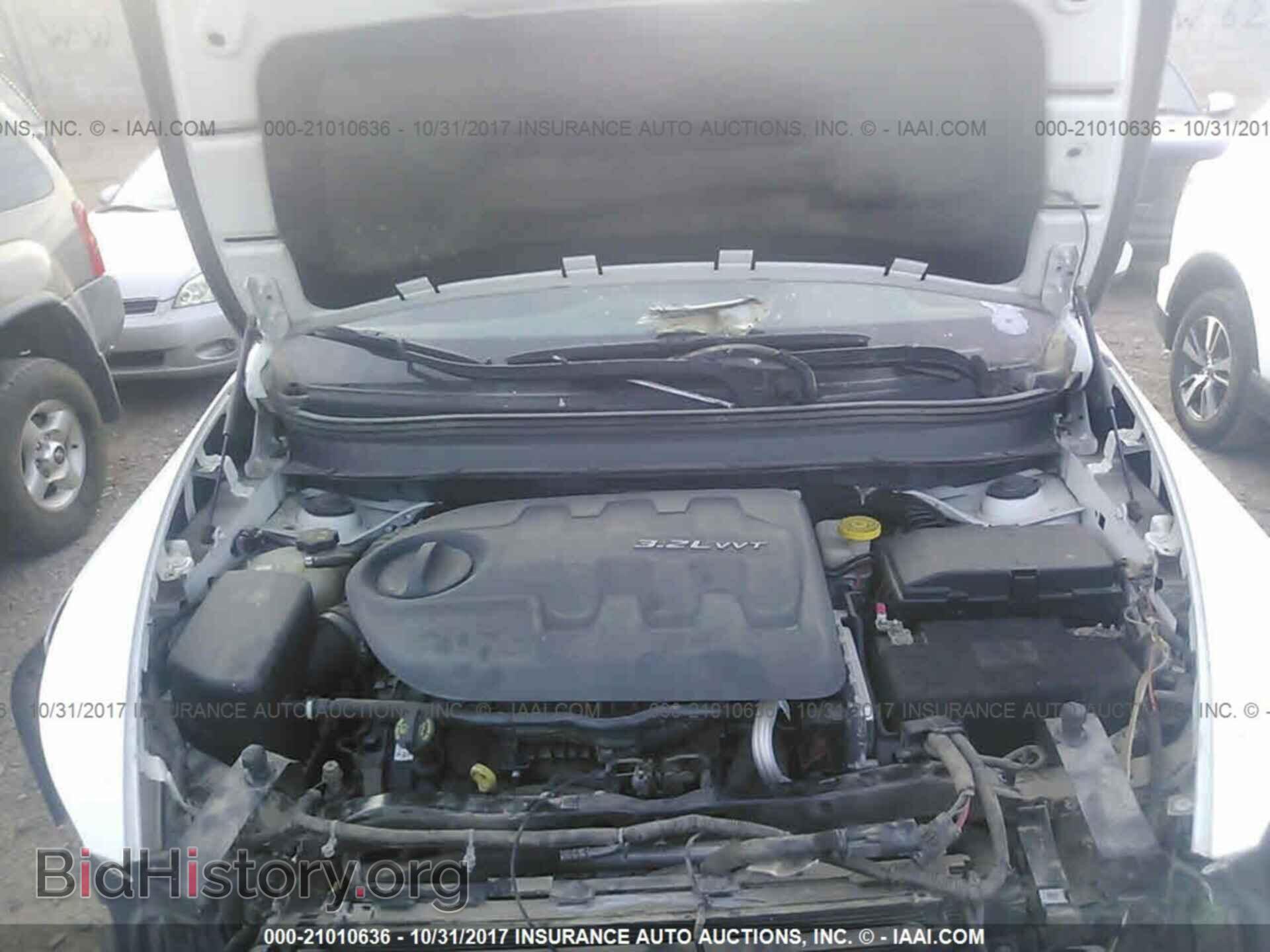 2014 Jeep Cherokee - VIN: 1C4PJMCS3EW114434 - Photo 10