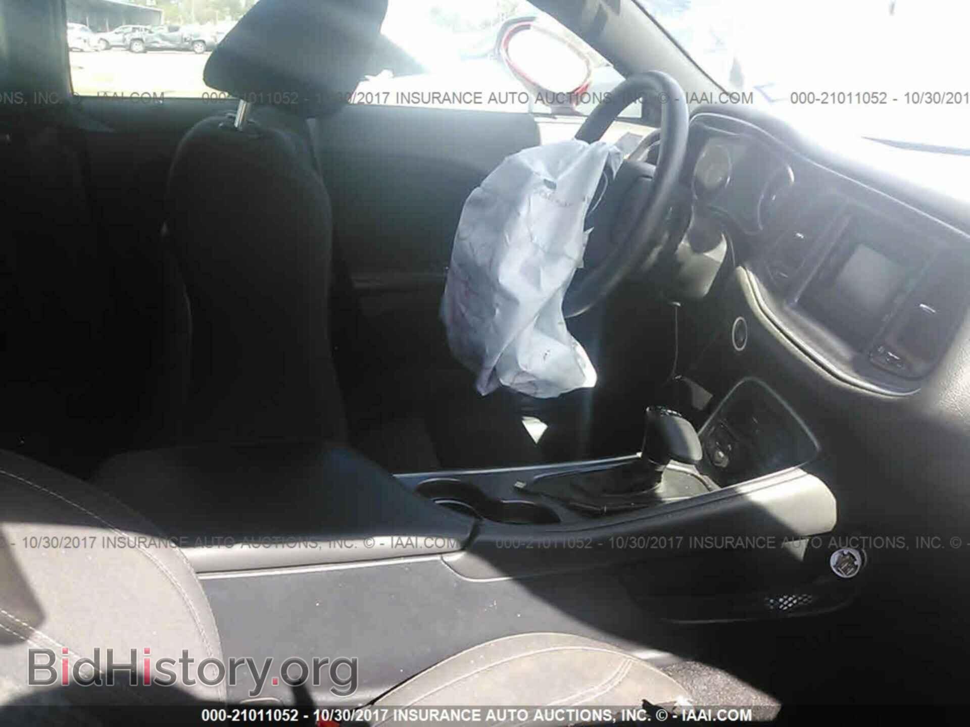 2016 Dodge Challenger - VIN: 2C3CDZAG8GH153530 - Photo 5