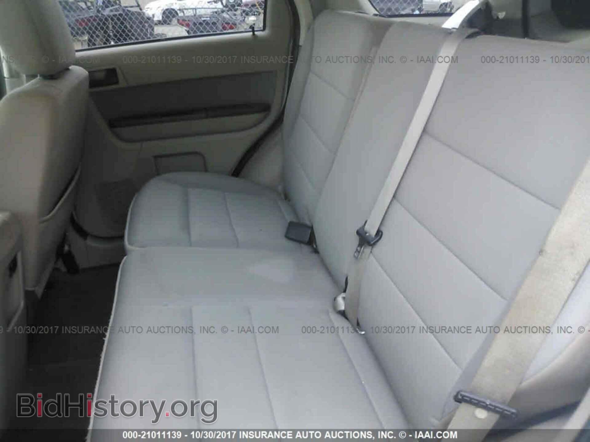 2012 Ford Escape - VIN: 1FMCU9D78CKC03316 - Photo 8