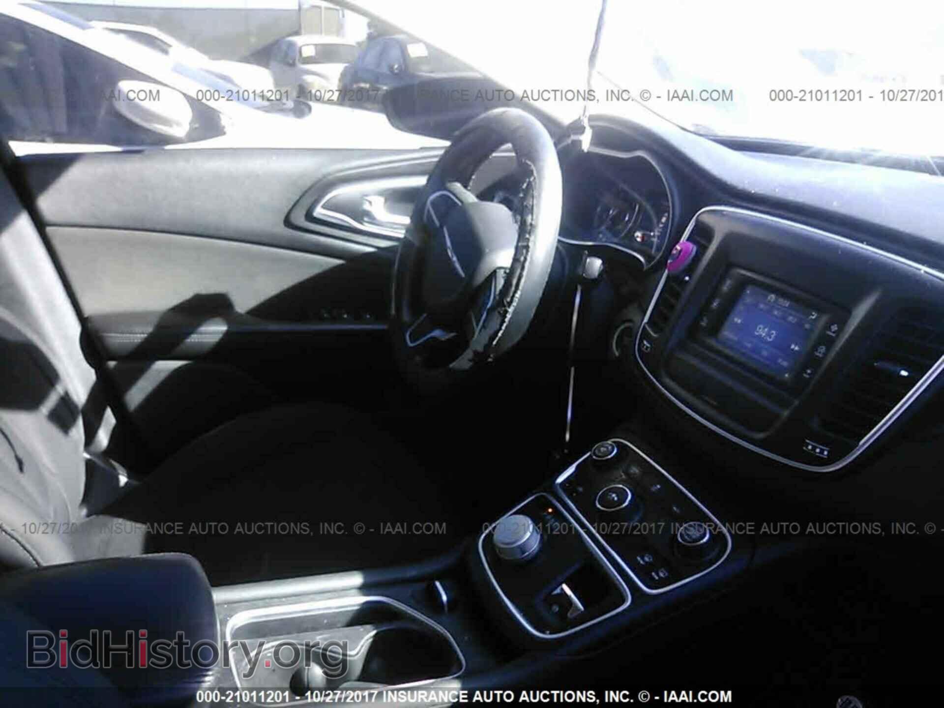 2015 Chrysler 200 - VIN: 1C3CCCAB0FN604377 - Photo 5