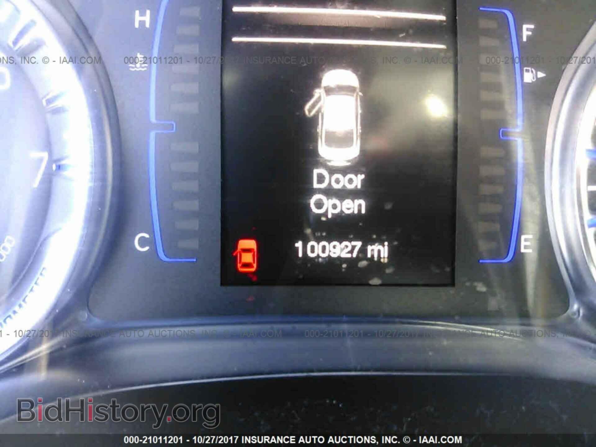 2015 Chrysler 200 - VIN: 1C3CCCAB0FN604377 - Photo 7