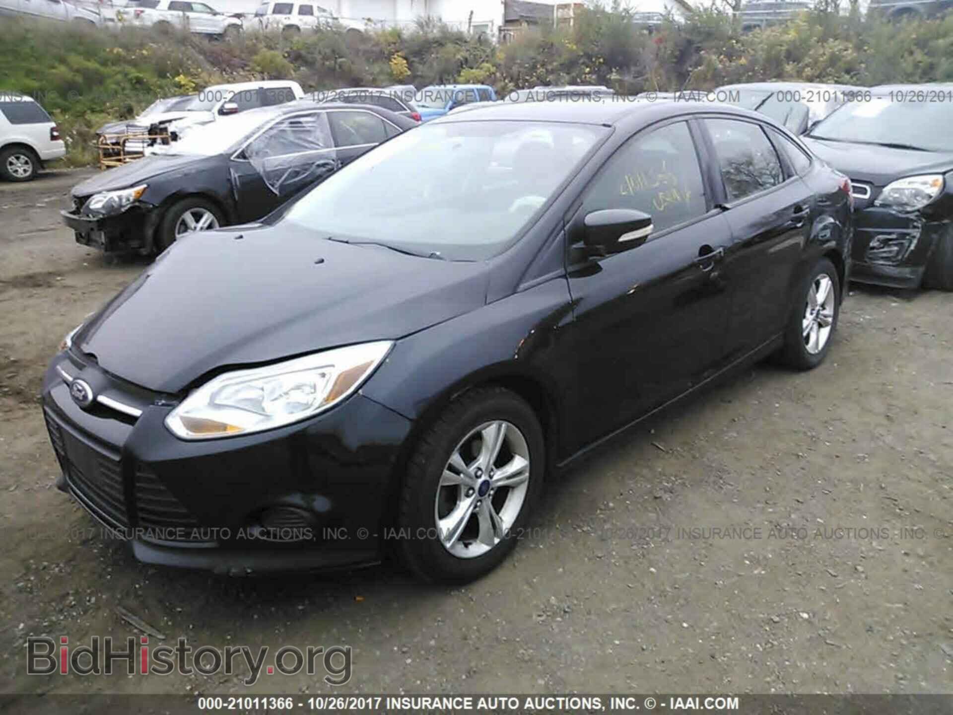 2013 Ford Focus - VIN: 1FADP3F29DL315462 - Photo 2
