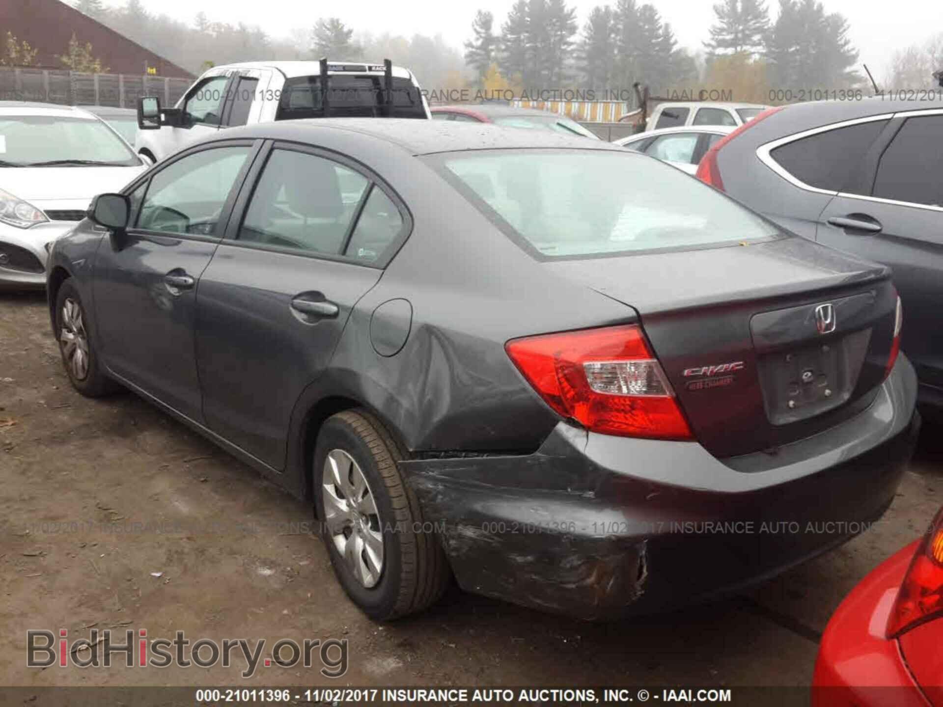 2012 Honda Civic - VIN: 2HGFB2F51CH573767 - Фото 3