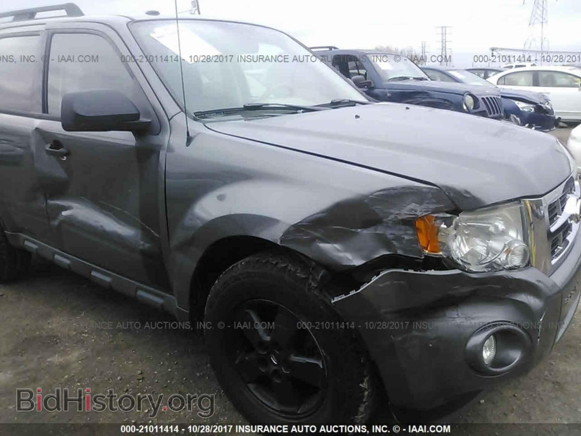 2011 Ford Escape - VIN: 1FMCU0D76BKB36984 - Photo 6