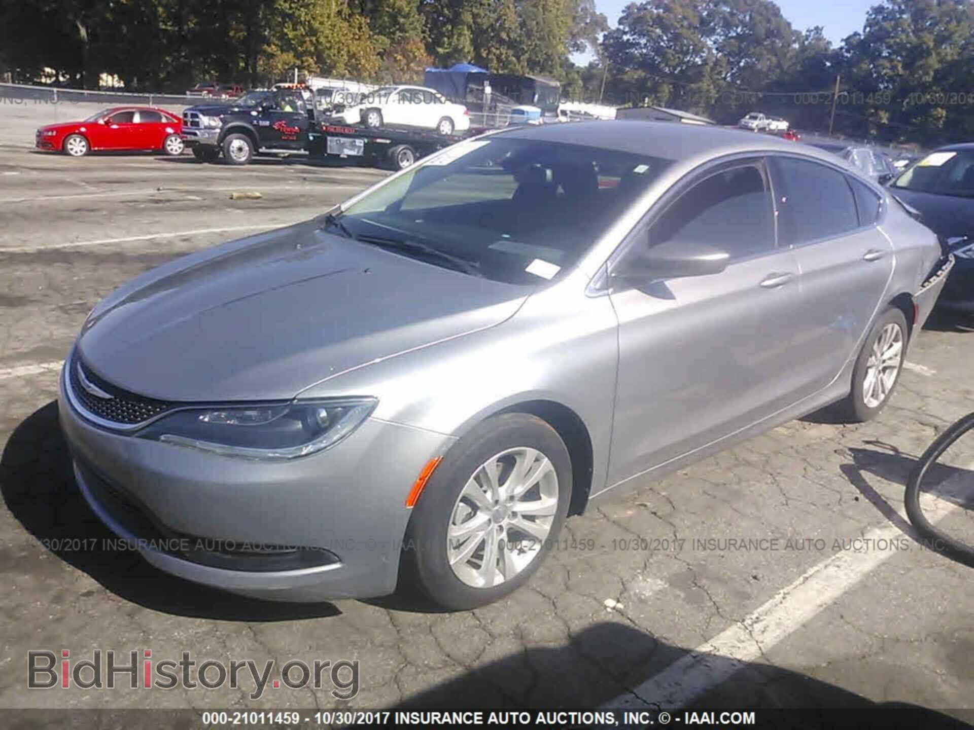 2016 Chrysler 200 - VIN: 1C3CCCFB9GN189148 - Photo 2