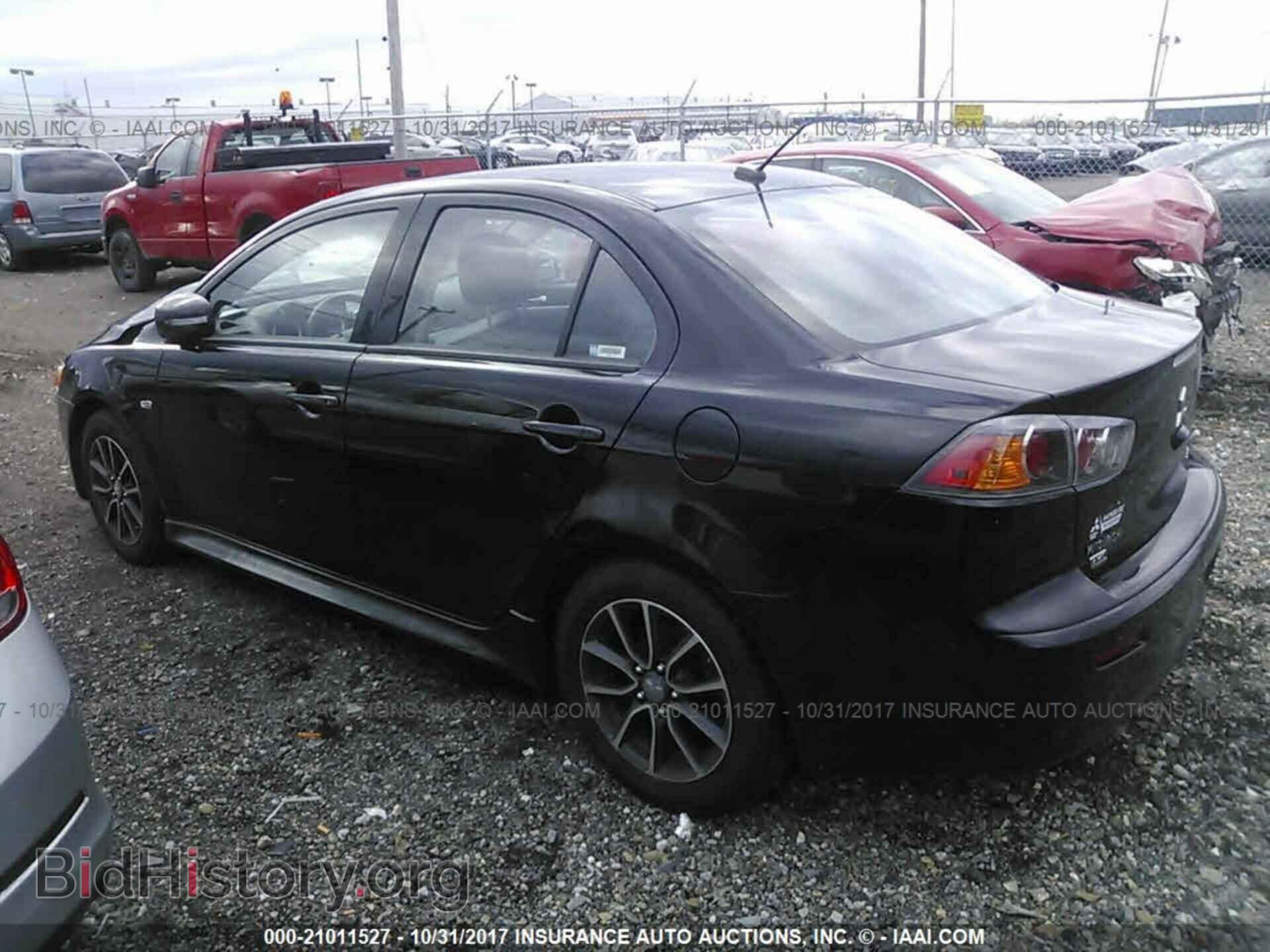 2015 Mitsubishi Lancer - VIN: JA32V2FW4FU019524 - Фото 3