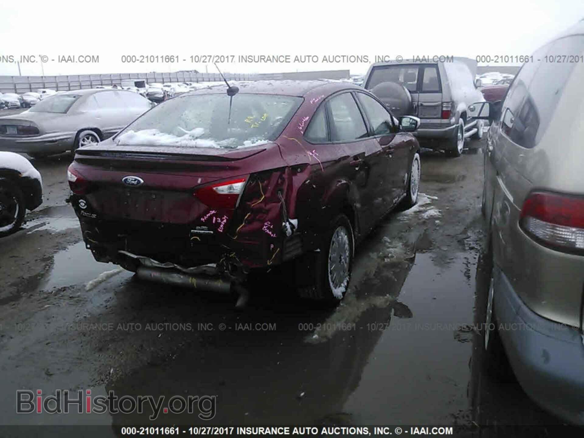 2013 Ford Focus - VIN: 1FADP3F24DL184277 - Photo 4