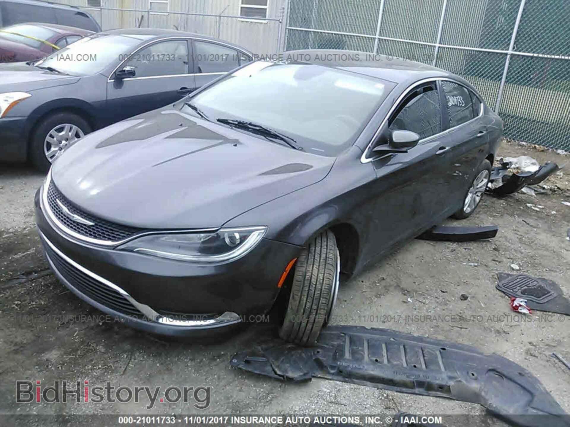 2015 Chrysler 200 - VIN: 1C3CCCAB7FN543531 - Фото 2