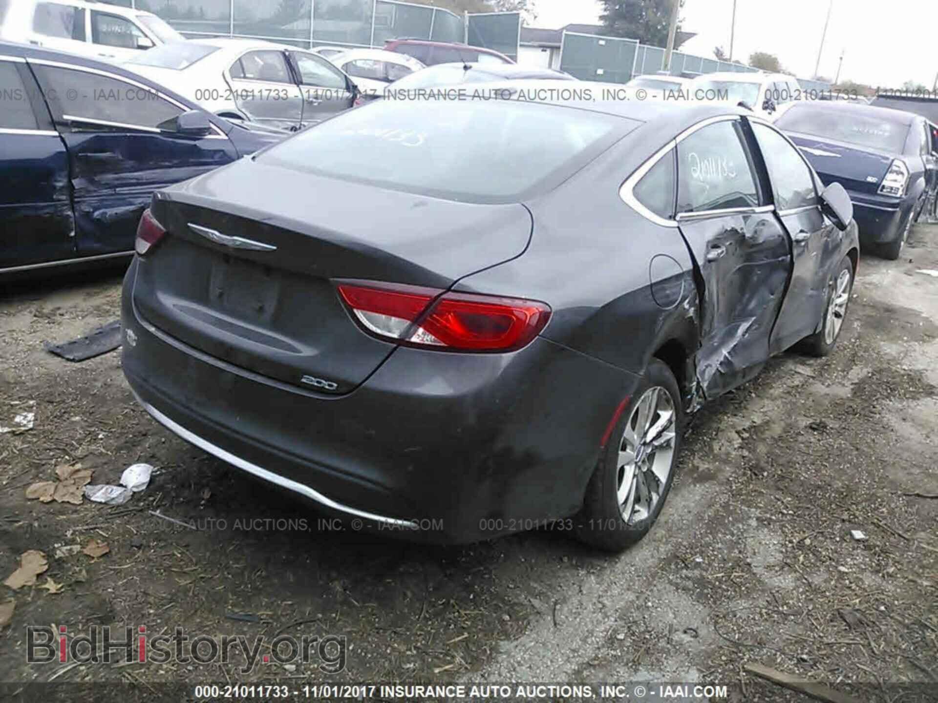 2015 Chrysler 200 - VIN: 1C3CCCAB7FN543531 - Фото 4