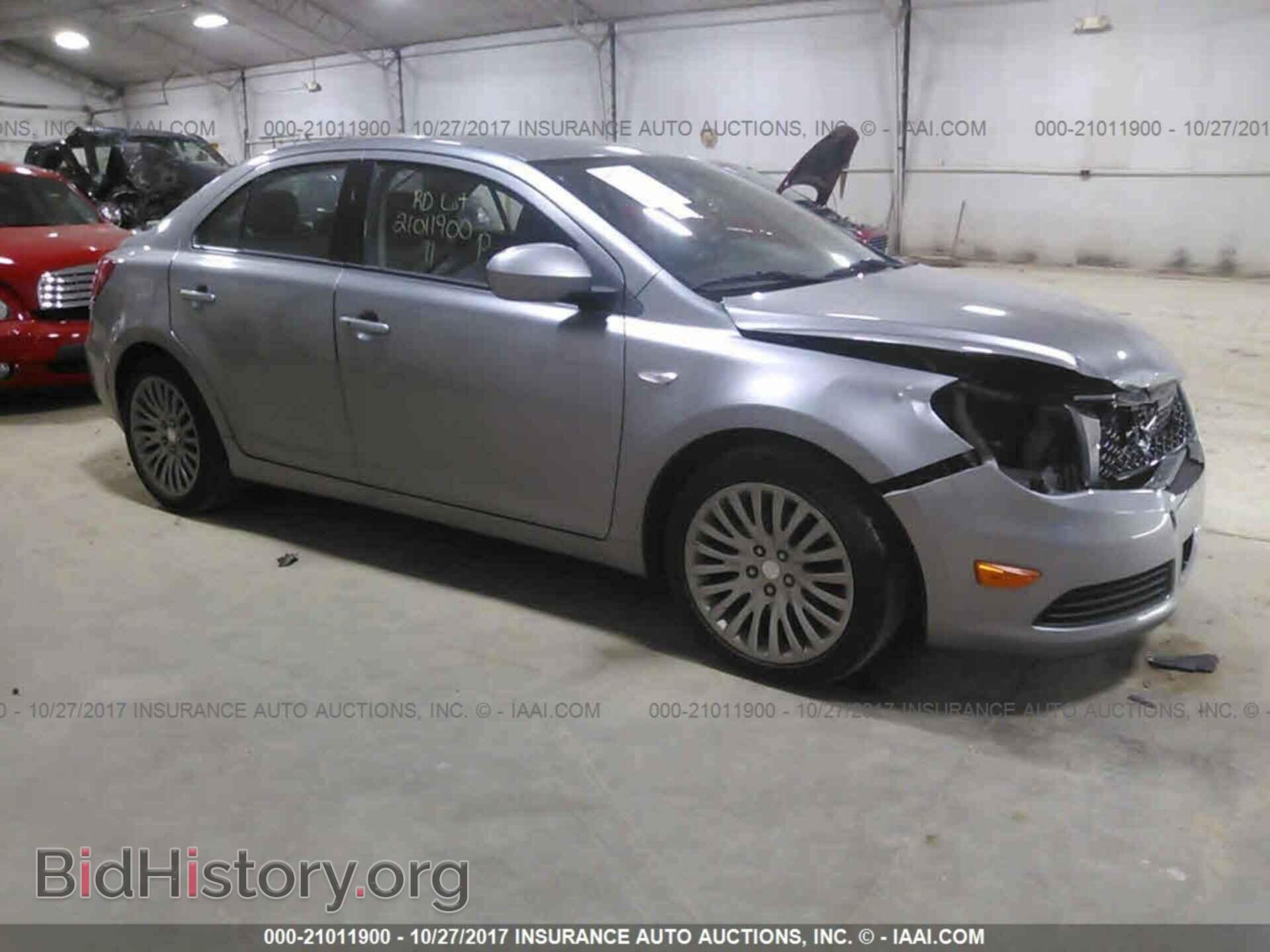 Photo JS2RF9A36B6110348 - Suzuki Kizashi 2011