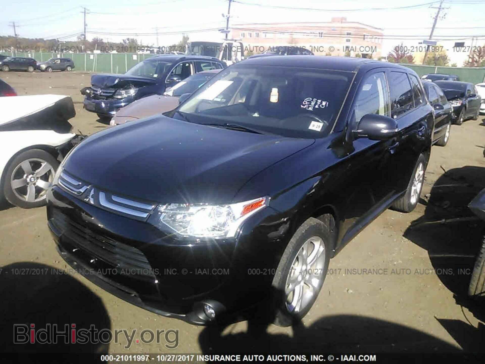 2014 Mitsubishi Outlander - VIN: JA4AZ3A31EZ013924 - Фото 2