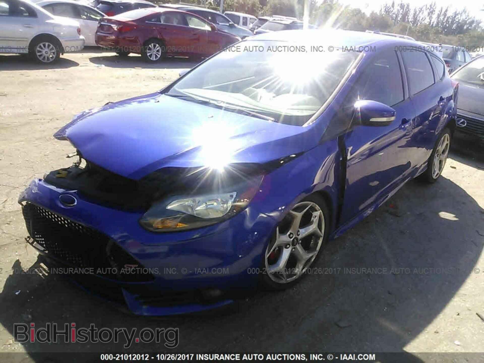 2013 Ford Focus - VIN: 1FADP3L95DL185729 - Фото 2