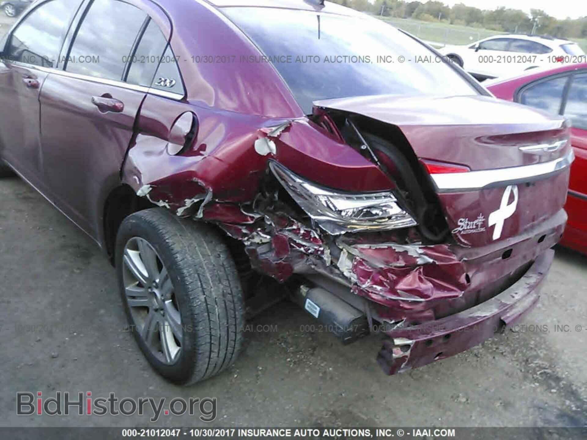 2013 Chrysler 200 - VIN: 1C3CCBAB5DN669748 - Photo 6