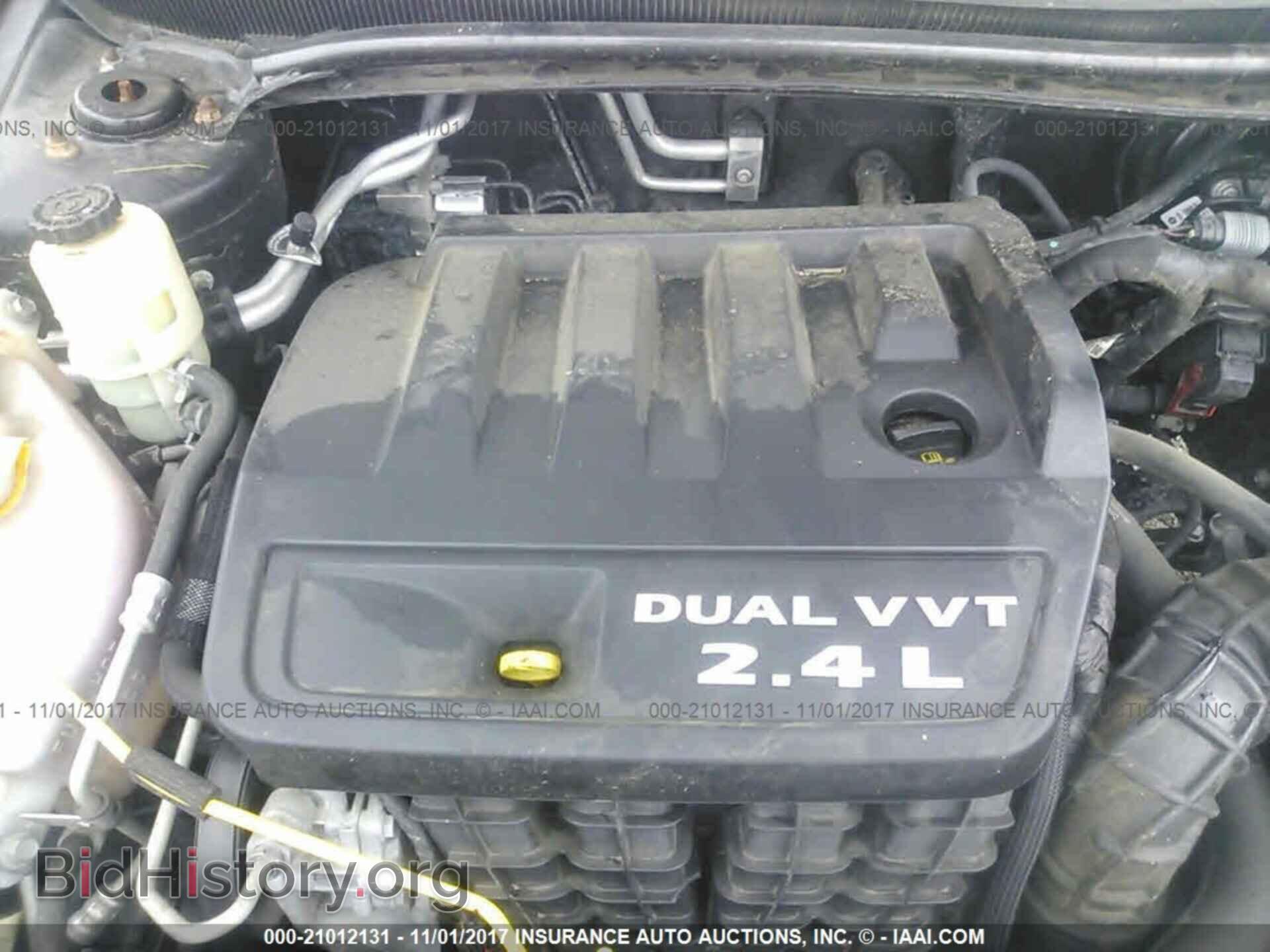 2013 Chrysler 200 - VIN: 1C3CCBBB3DN570375 - Photo 9
