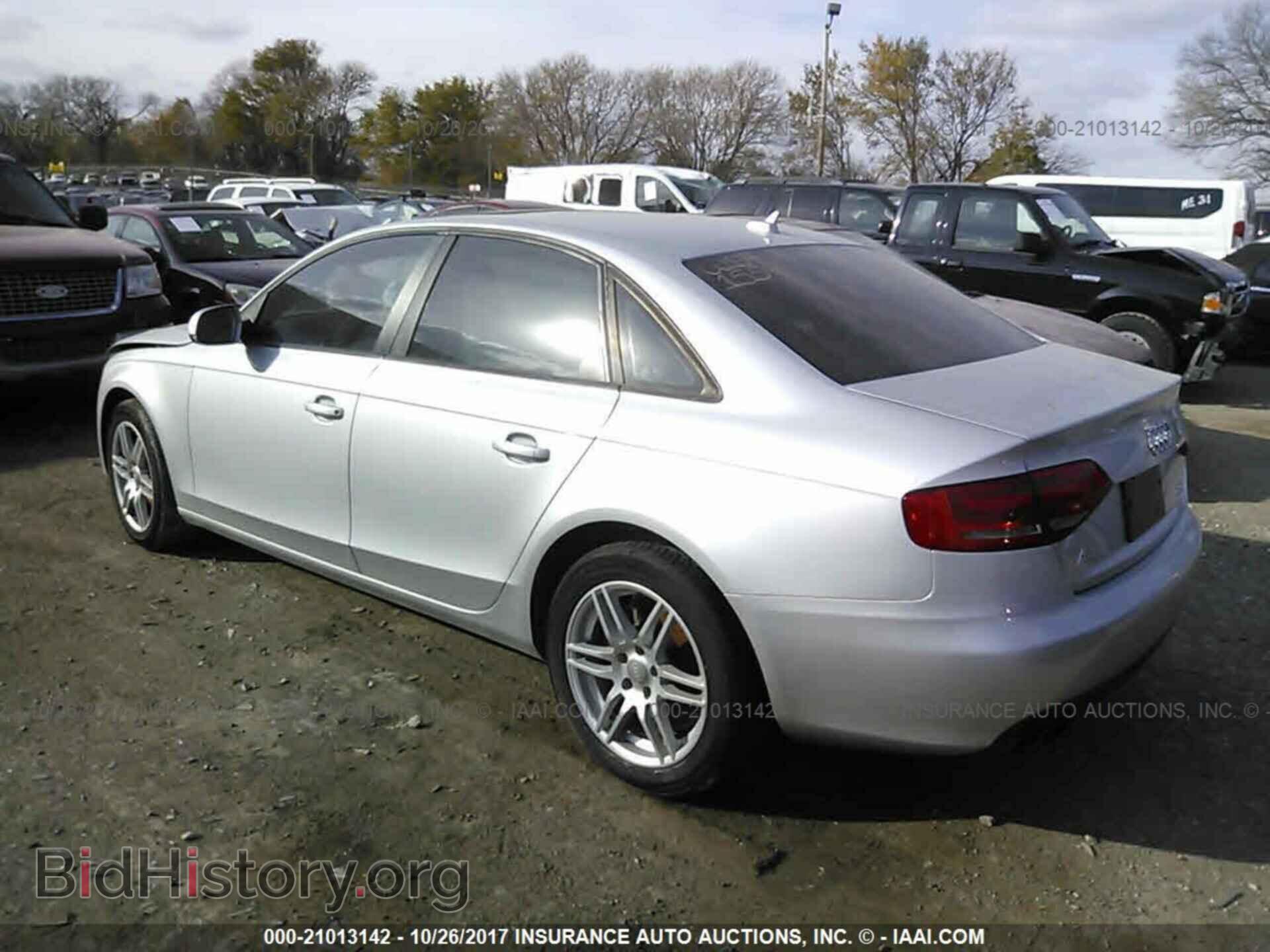 2011 Audi A4 - VIN: WAUBFAFLXBN047344 - Фото 3
