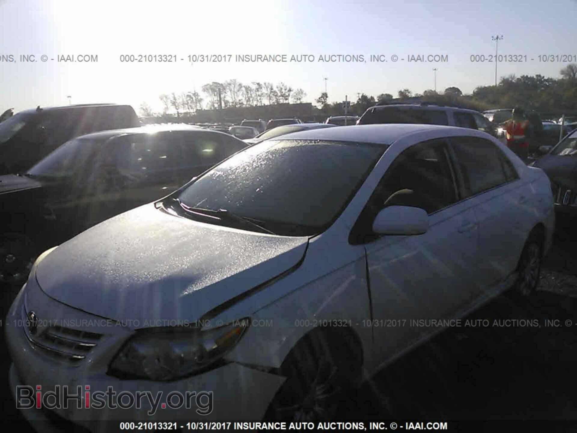 2013 Toyota Corolla - VIN: 5YFBU4EE2DP108575 - Фото 2