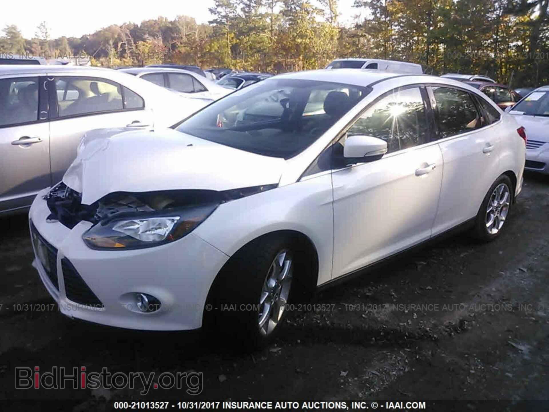 2013 Ford Focus - VIN: 1FADP3J2XDL218097 - Фото 2