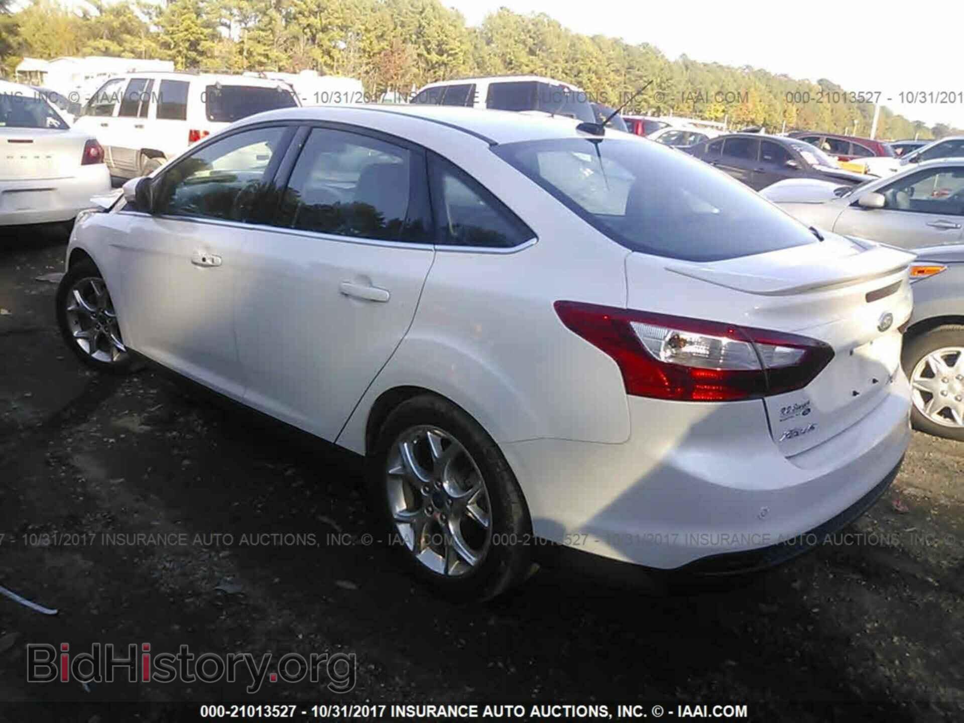 2013 Ford Focus - VIN: 1FADP3J2XDL218097 - Фото 3