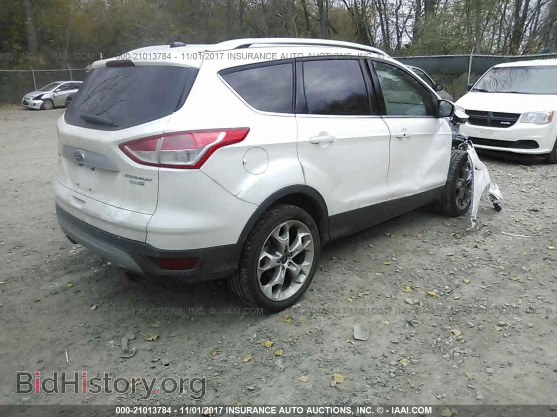 2014 Ford Escape - VIN: 1FMCU9J90EUB00968 - Photo 4