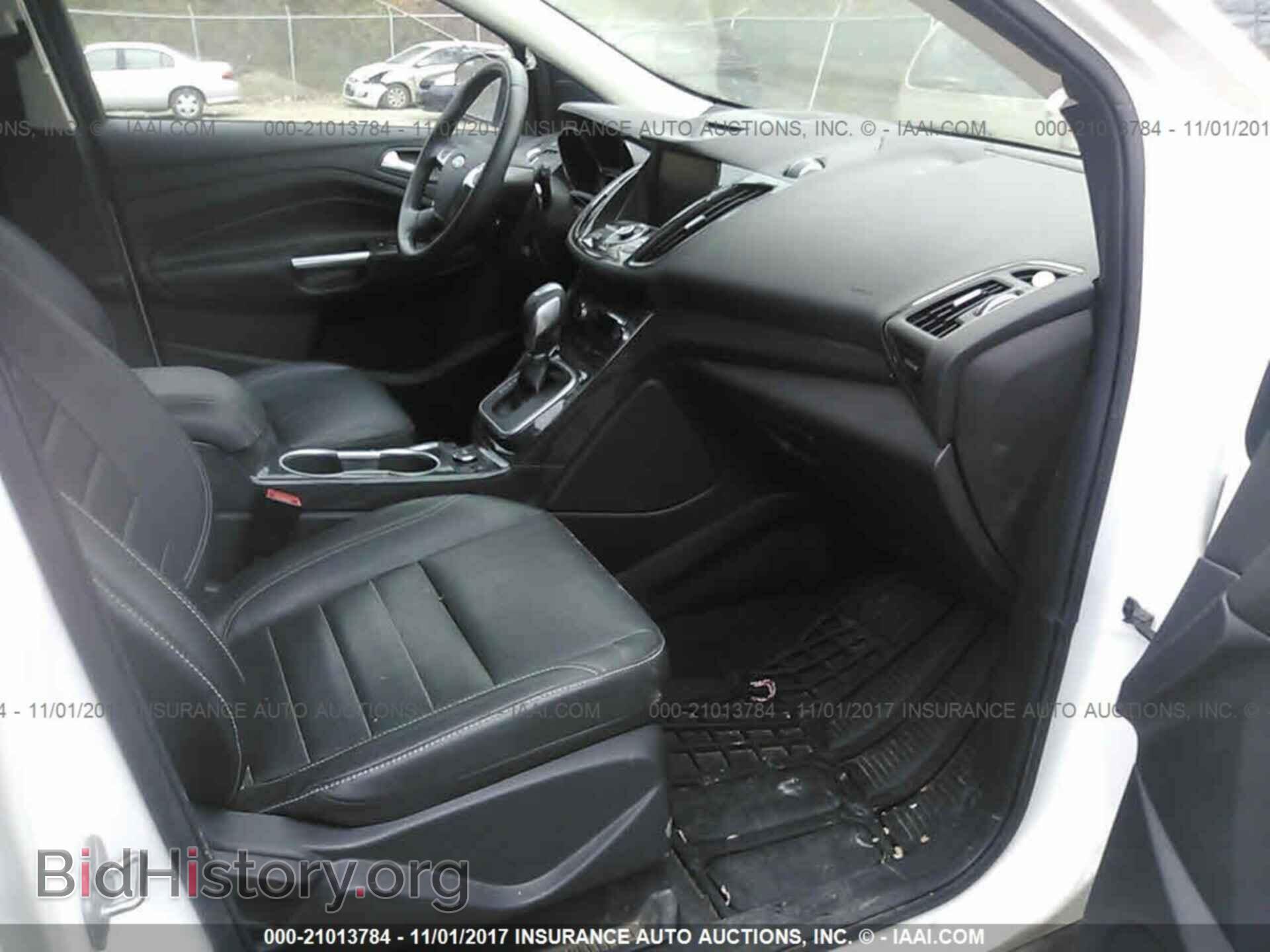2014 Ford Escape - VIN: 1FMCU9J90EUB00968 - Photo 5