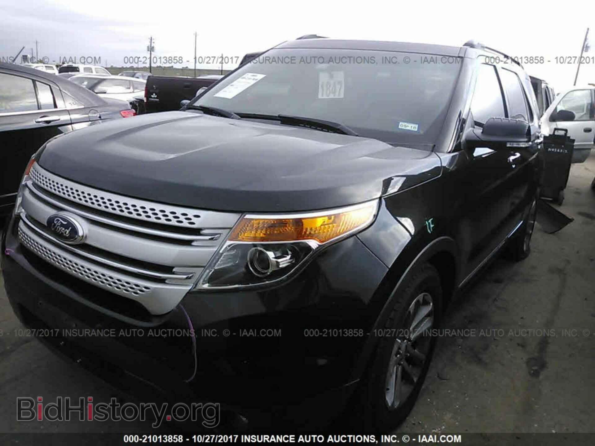 2013 Ford Explorer - VIN: 1FM5K7D85DGC79799 - Photo 2