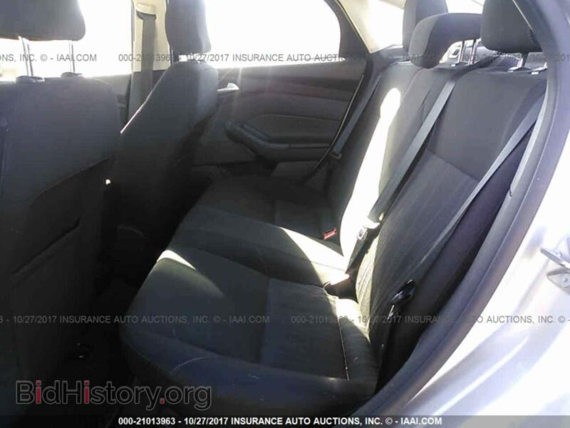2015 Ford FOCUS (VIN 1FADP3F25FL214471) — photo 8 of 10