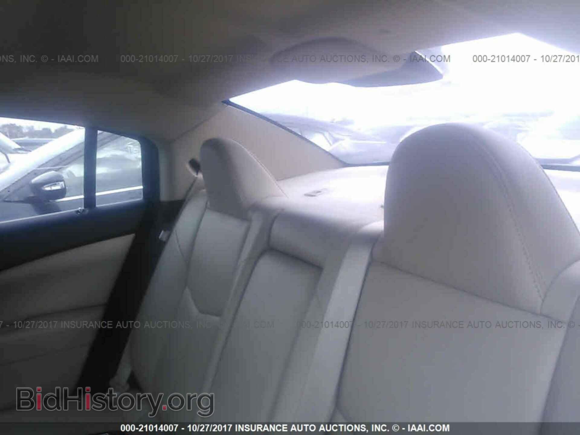 2011 Chrysler 200 - VIN: 1C3BC2FG3BN548469 - Фото 8