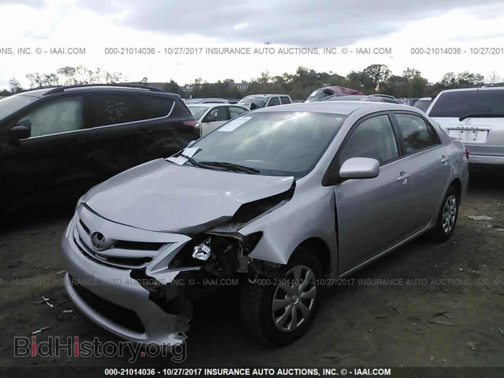 2011 Toyota Corolla - VIN: 2T1BU4EE3BC644545 - Photo 2