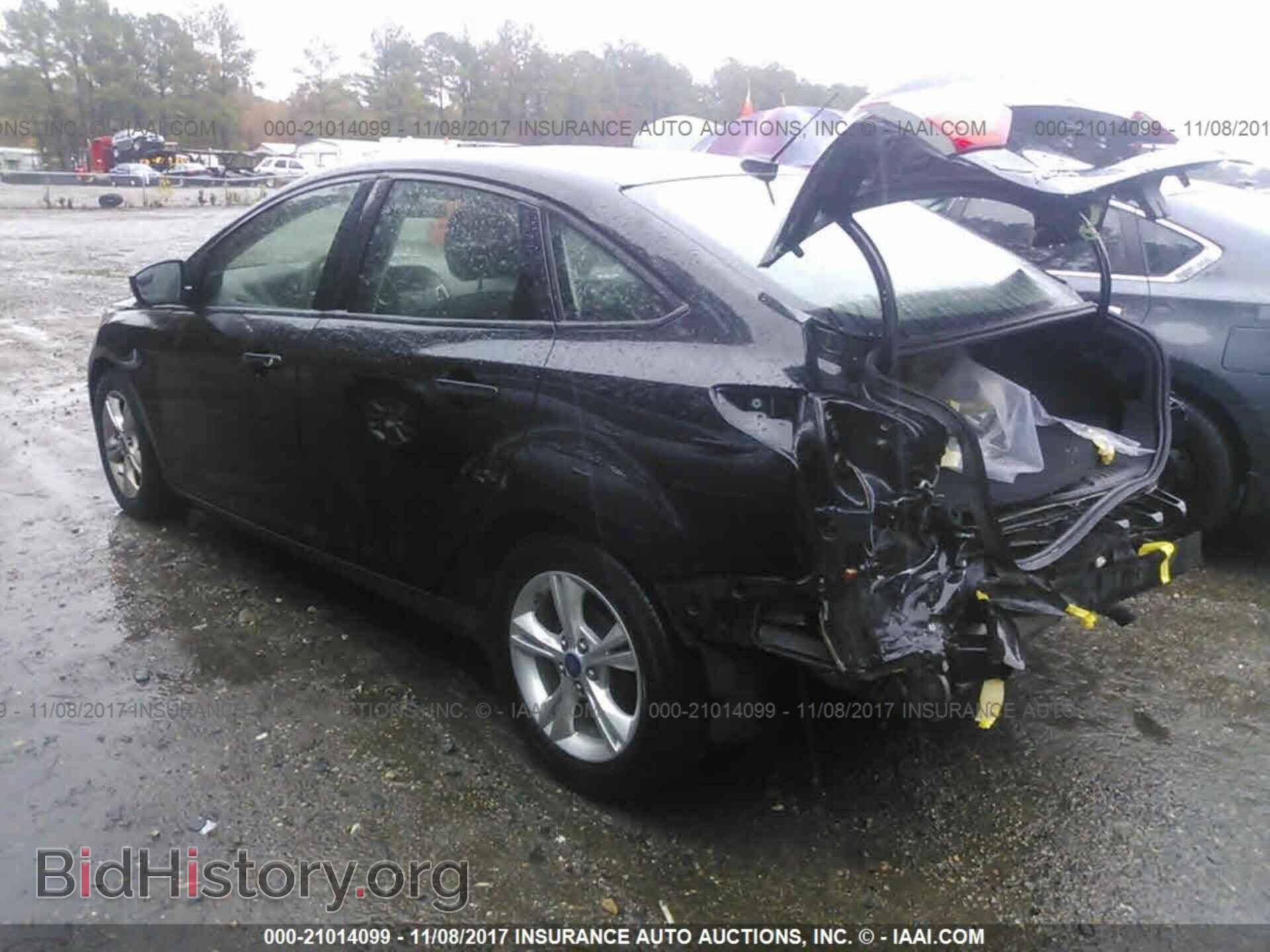 2013 Ford Focus - VIN: 1FADP3F25DL241389 - Фото 3