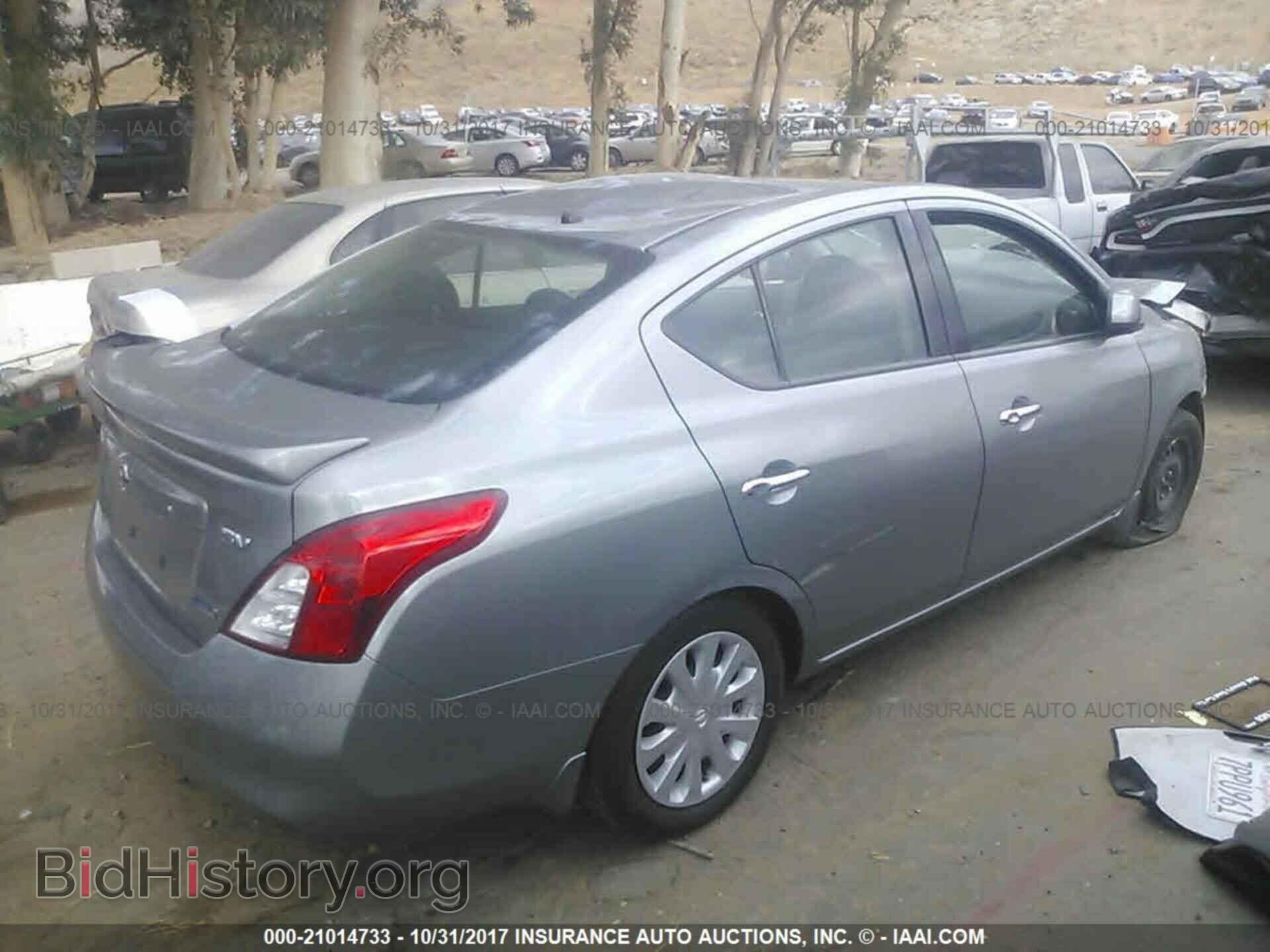 2014 Nissan Versa - VIN: 3N1CN7AP1EK462444 - Фото 4