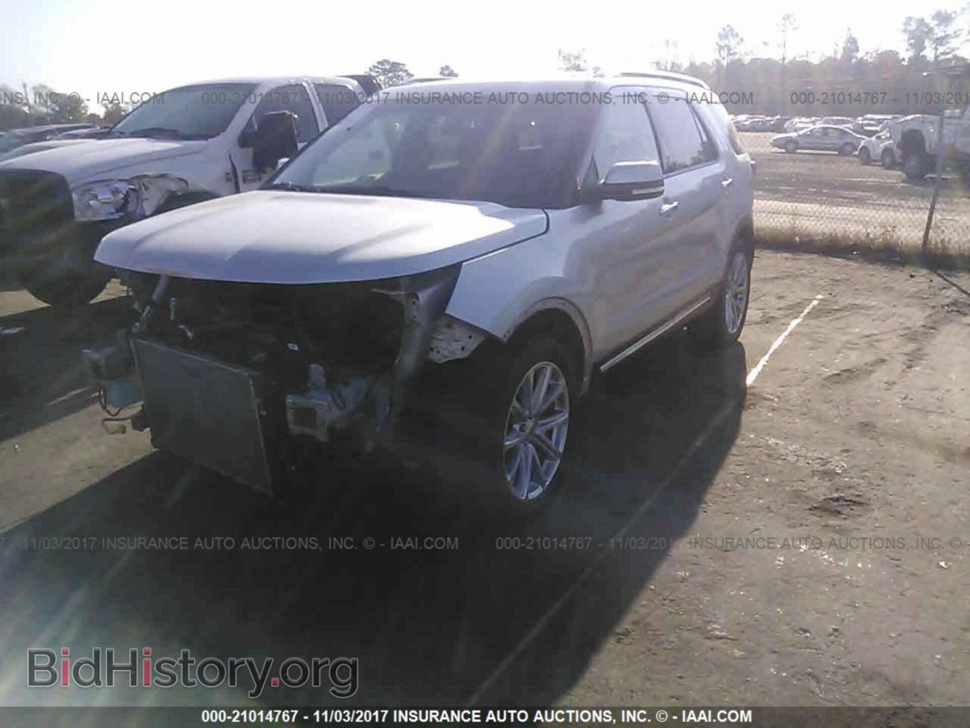 2016 Ford Explorer - VIN: 1FM5K8F83GGA71220 - Photo 2