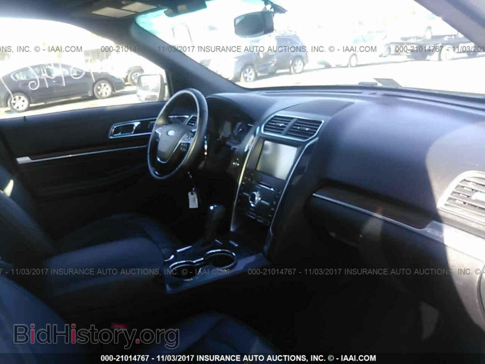 2016 Ford Explorer - VIN: 1FM5K8F83GGA71220 - Photo 5