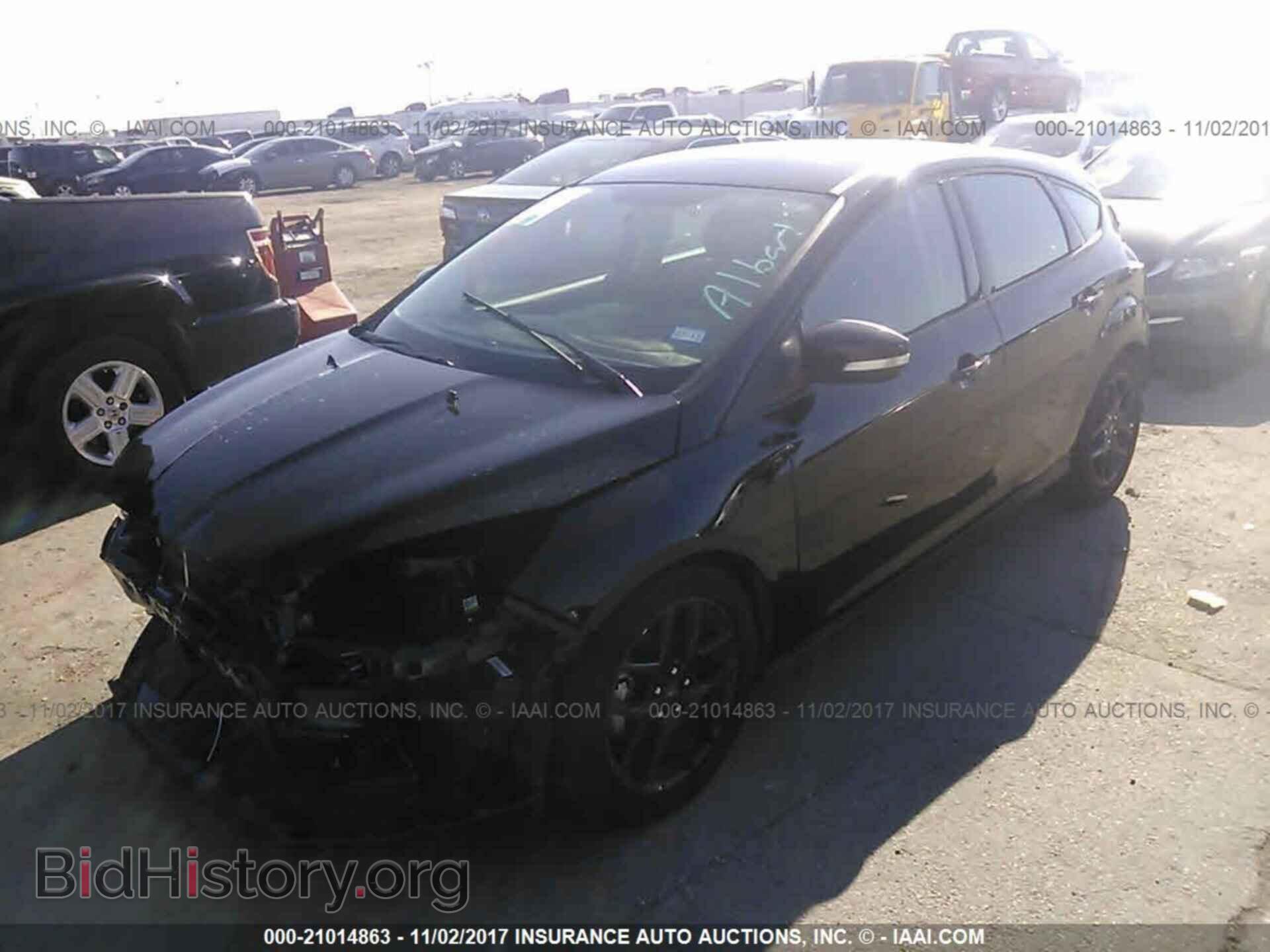 2016 Ford Focus - VIN: 1FADP3K24GL339646 - Фото 2