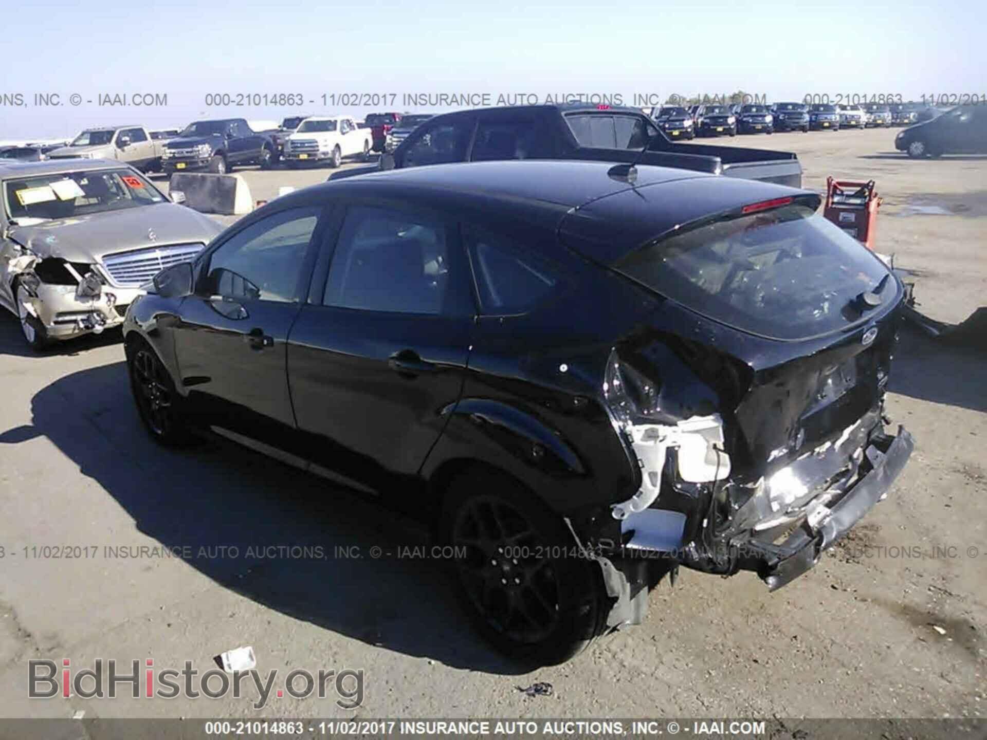 2016 Ford Focus - VIN: 1FADP3K24GL339646 - Фото 3