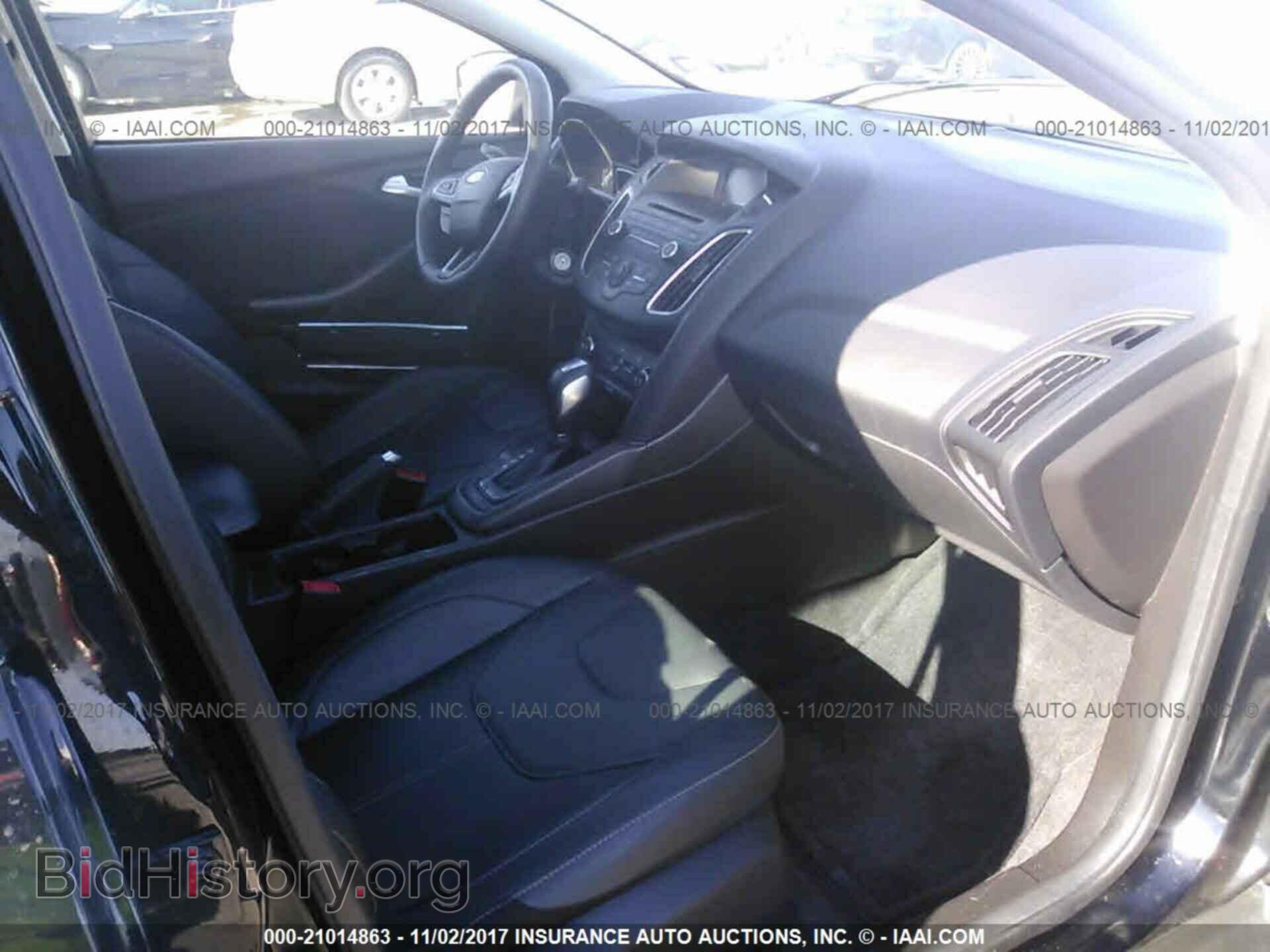 2016 Ford Focus - VIN: 1FADP3K24GL339646 - Фото 5