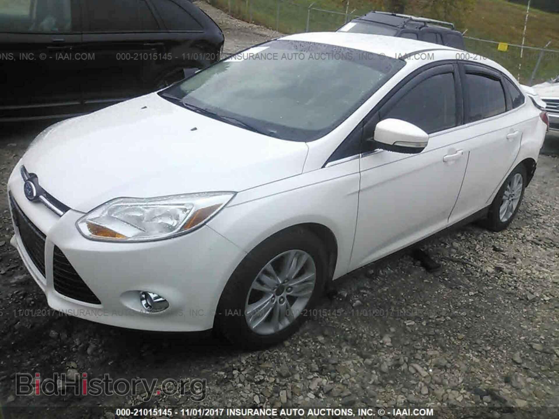 2012 Ford Focus - VIN: 1FAHP3H26CL311401 - Photo 2