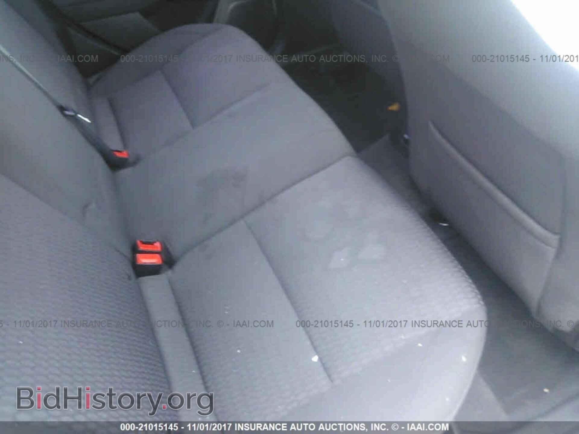 2012 Ford Focus - VIN: 1FAHP3H26CL311401 - Photo 8