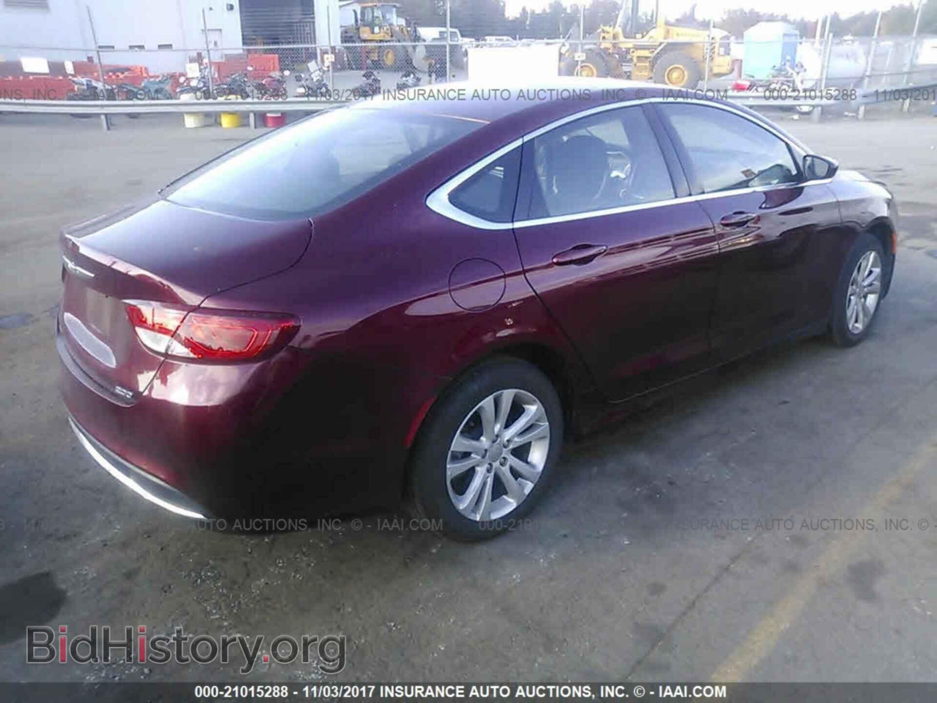 2015 Chrysler 200 - VIN: 1C3CCCAB1FN593437 - Photo 4