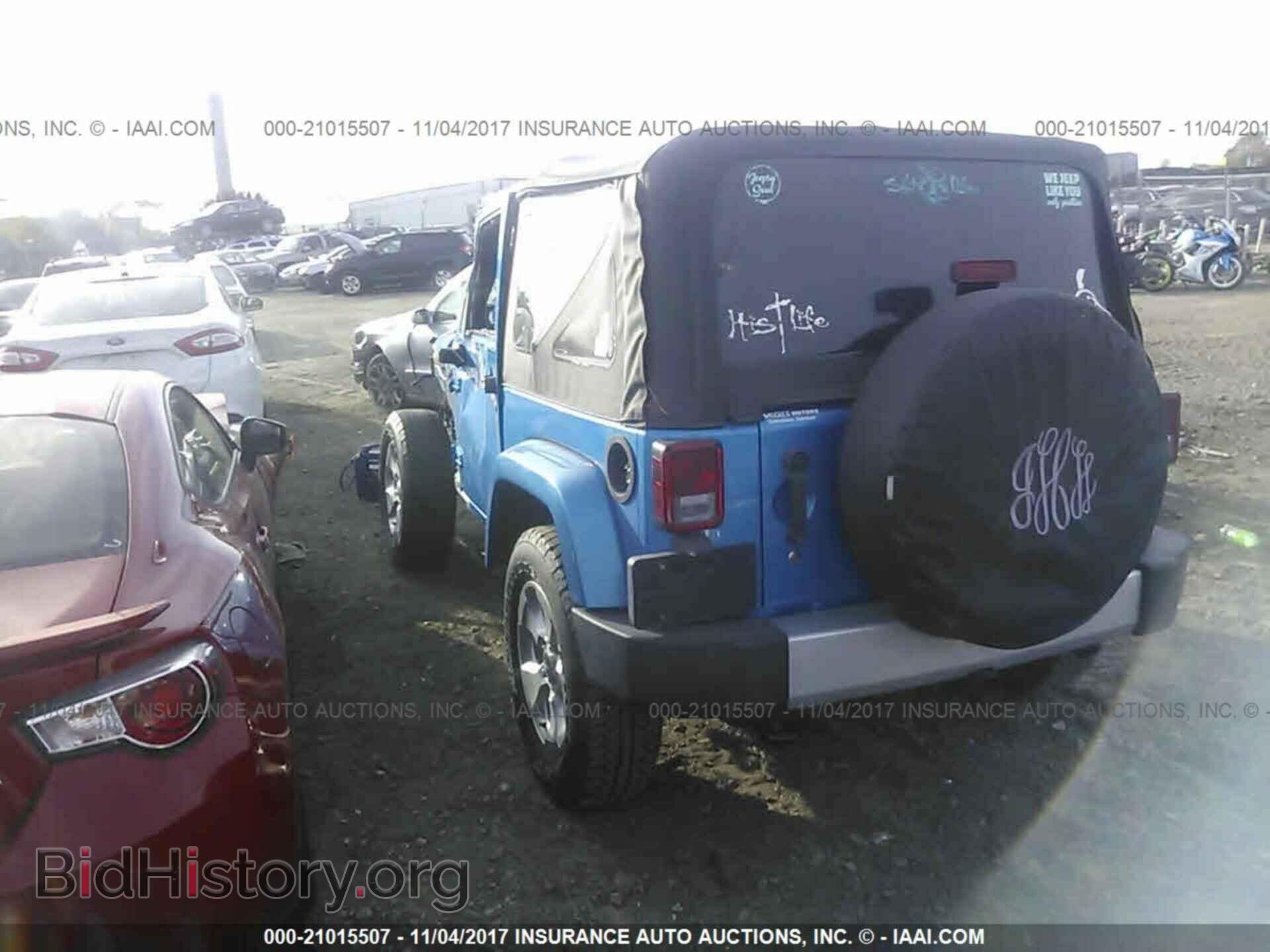 2015 Jeep Wrangler - VIN: 1C4AJWBG0FL542978 - Фото 3