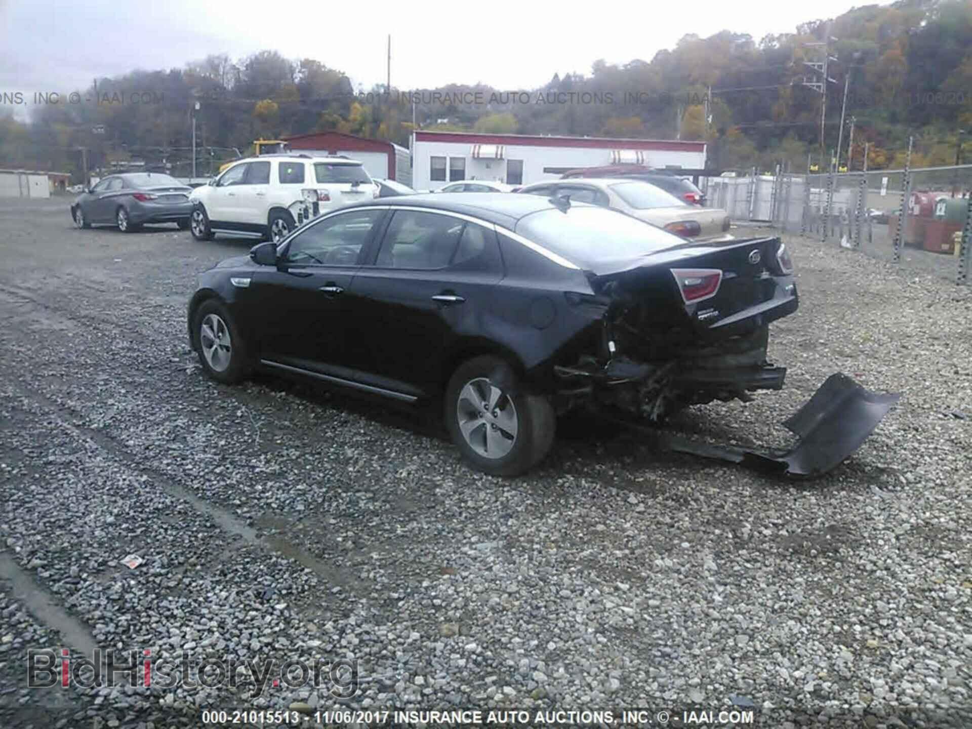 2016 Kia Optima - VIN: KNAGM4AD4G5092929 - Photo 3