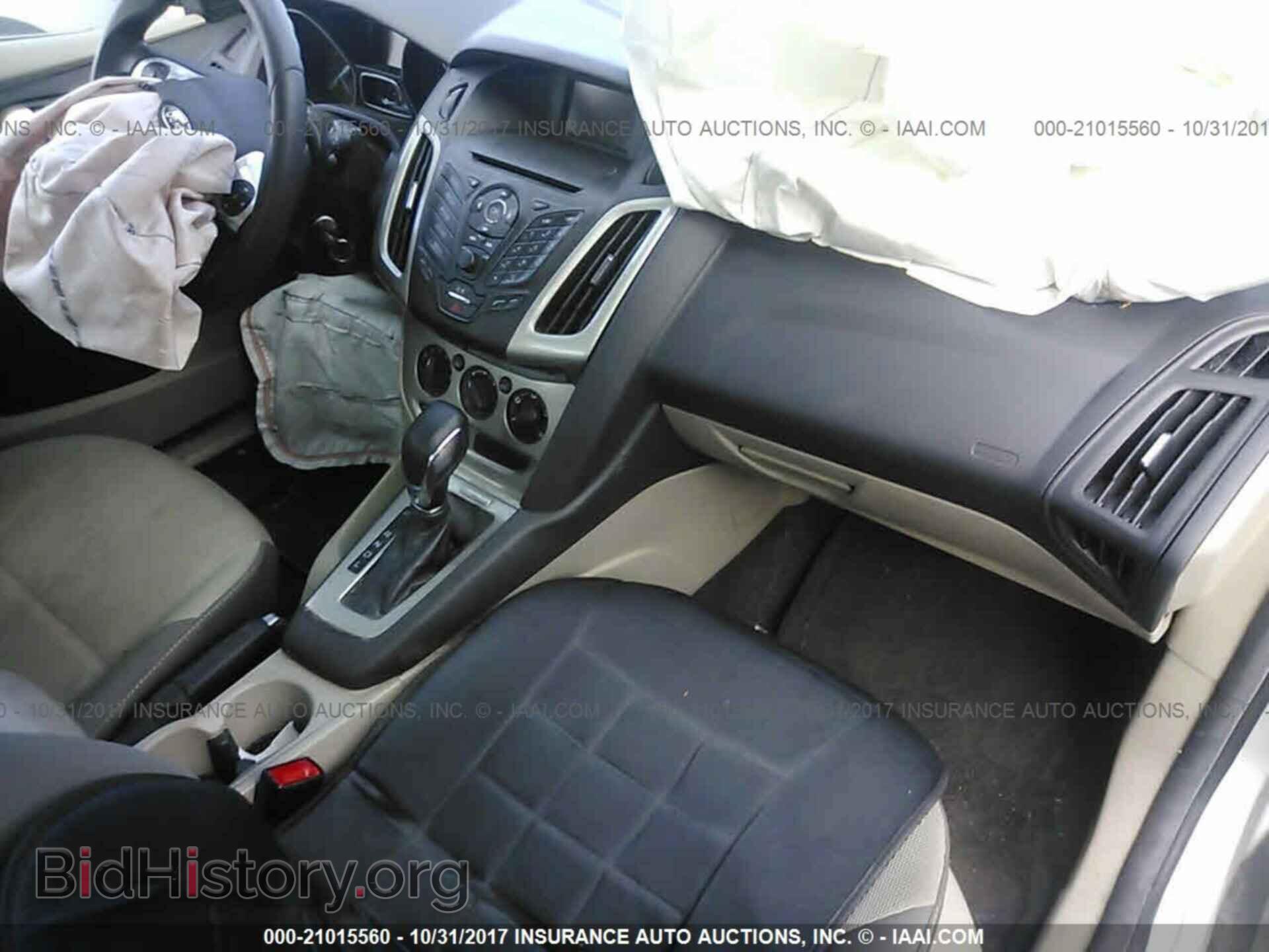 2014 Ford Focus - VIN: 1FADP3F24EL255396 - Photo 5
