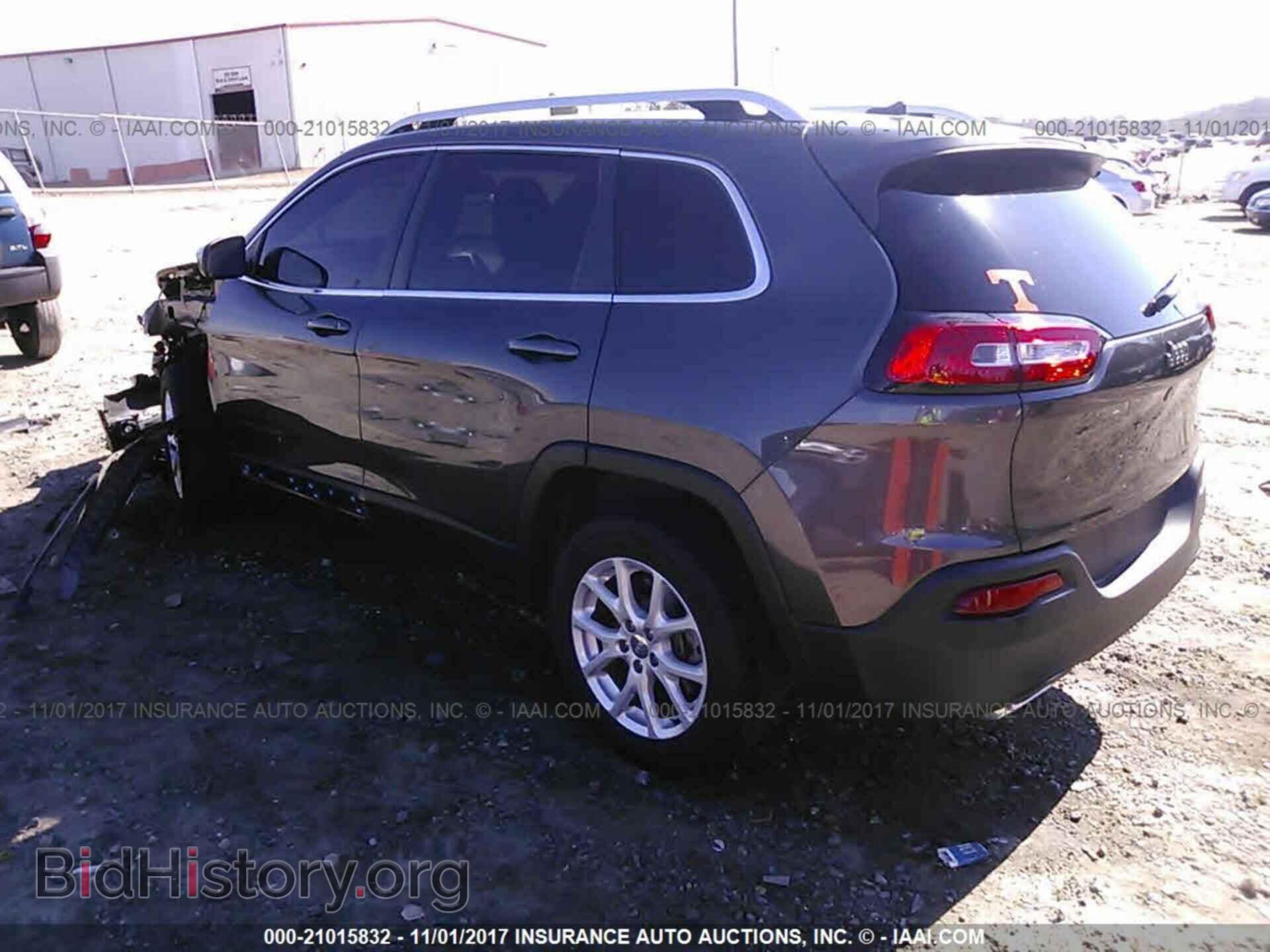 2015 Jeep Cherokee - VIN: 1C4PJLCS7FW596725 - Фото 3