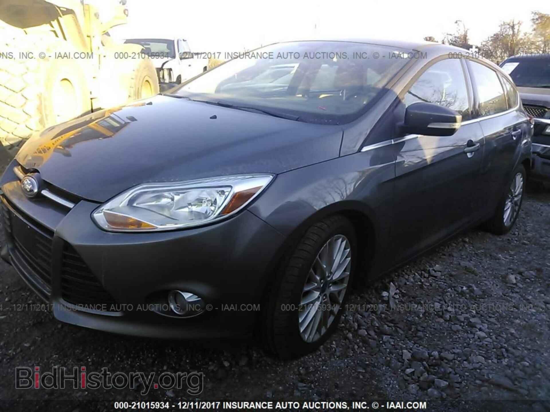 2012 Ford Focus - VIN: 1FAHP3M2XCL213834 - Фото 2